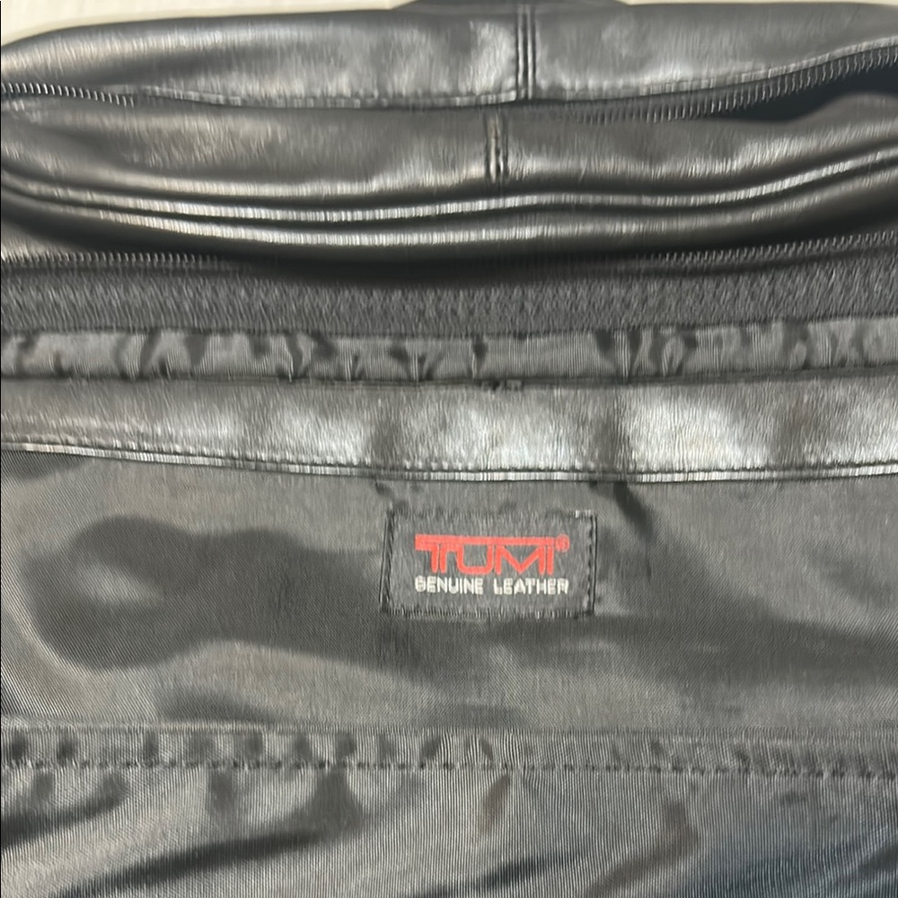 TUMI Alpha Brief Pack Backpack Black Leather Bag - Picture 3 of 10